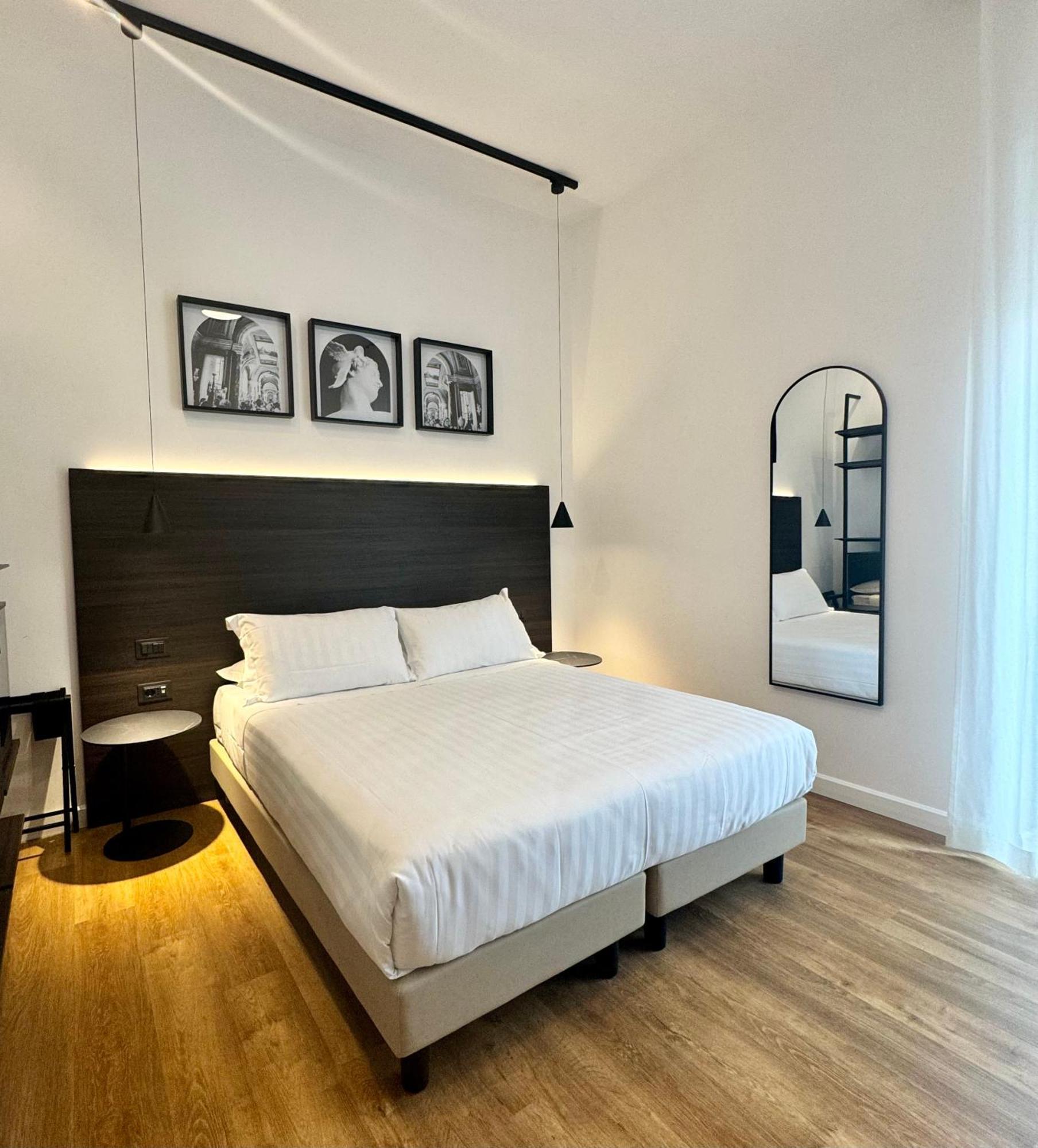 Museum Hospitality - Vatican Apartments Рим Екстер'єр фото